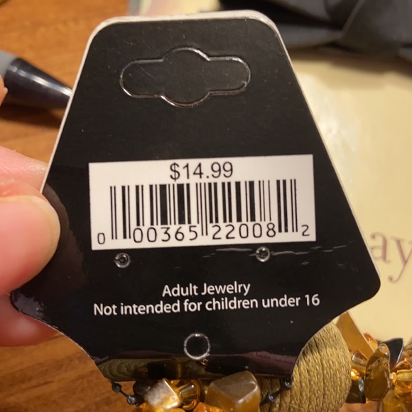 NWT Taramanda Stretch Bead And Stone Bracelet - Picture 6 of 6